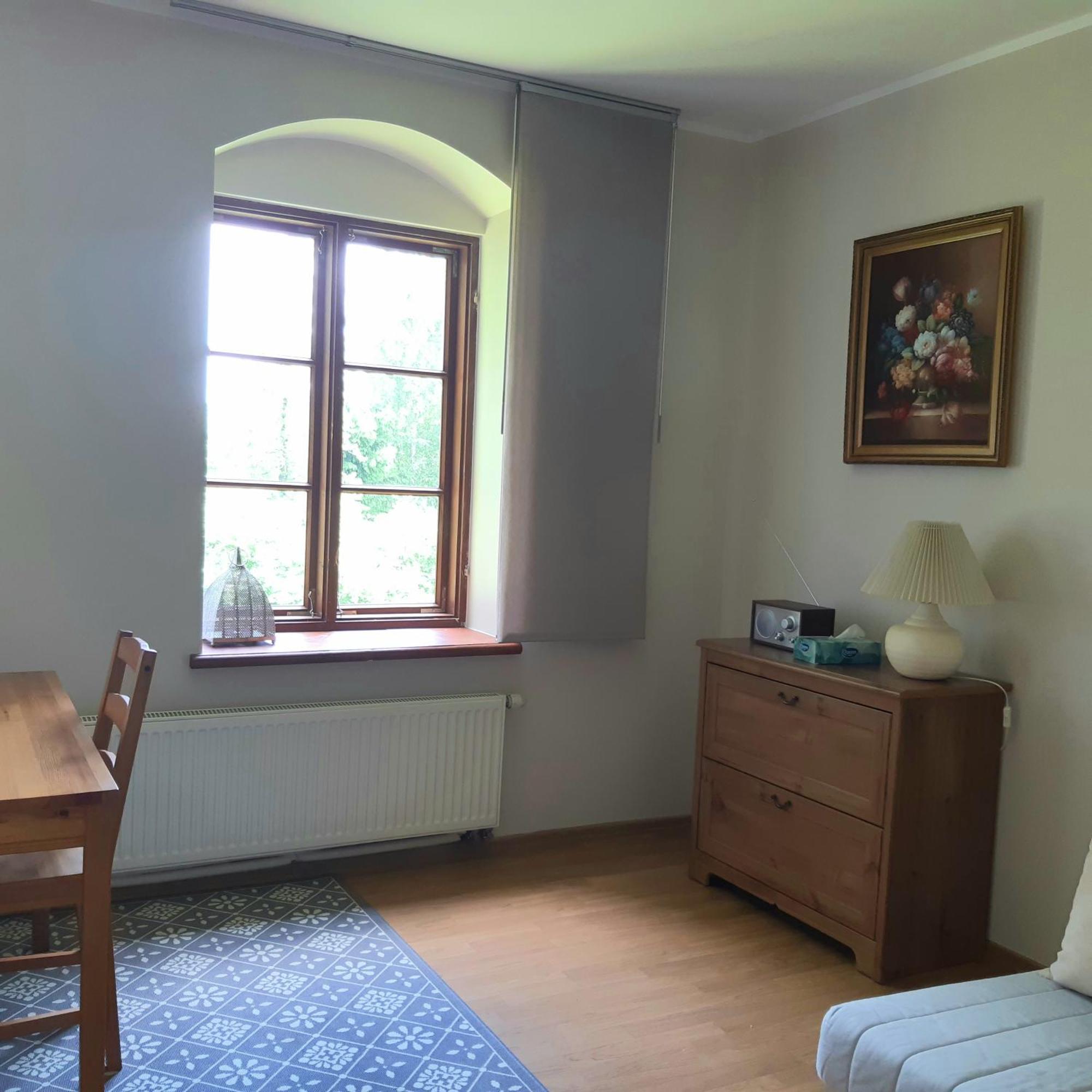 Dworek Szarki Rom bilde
